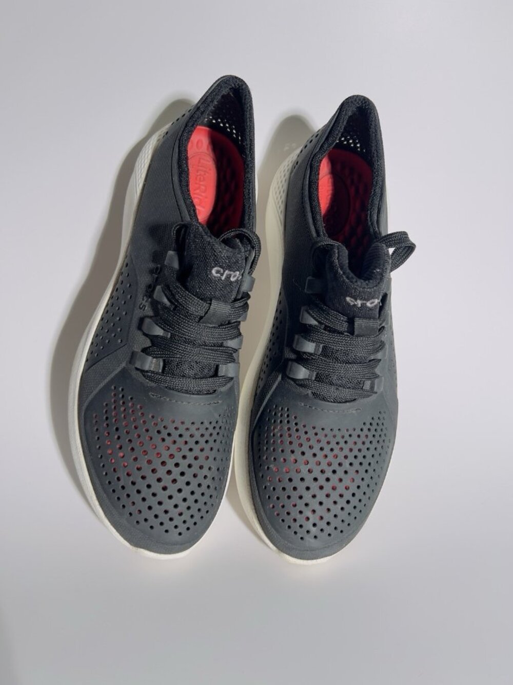 Crocs LiteRide Pacer Women’s Size 9 Black Athletic Sneakers - Picture 3 of 13